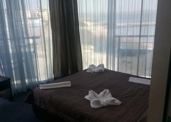 Hotel Sunny Bay 3*